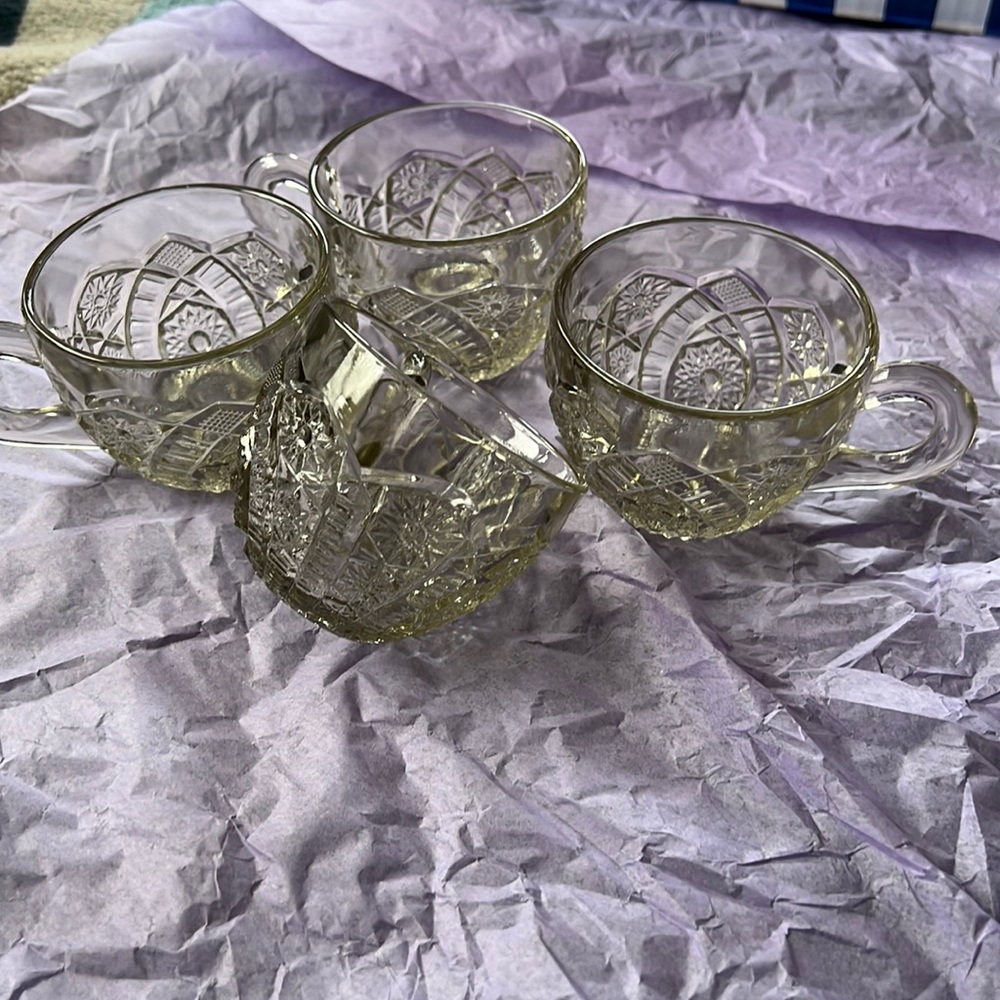 Vintage crystal coffee cups/set of 4